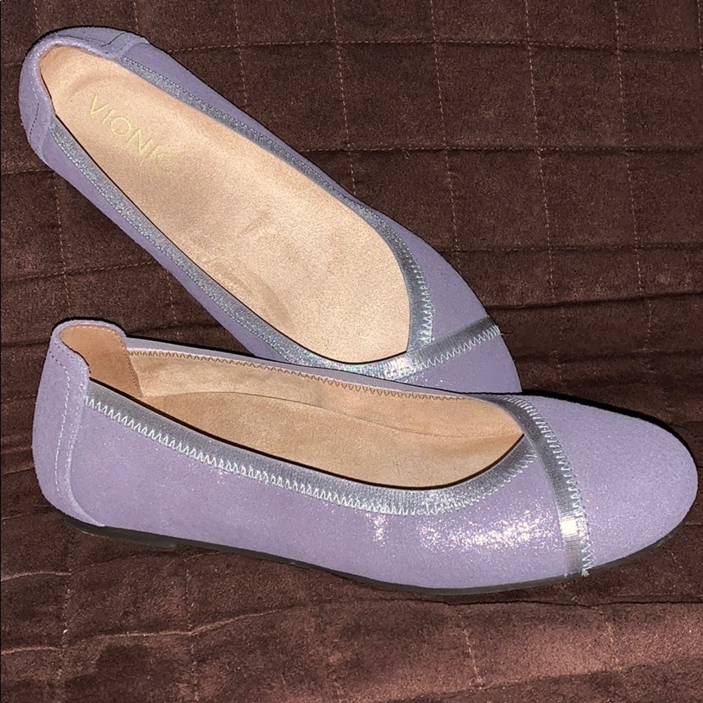 Vionic ballet flats